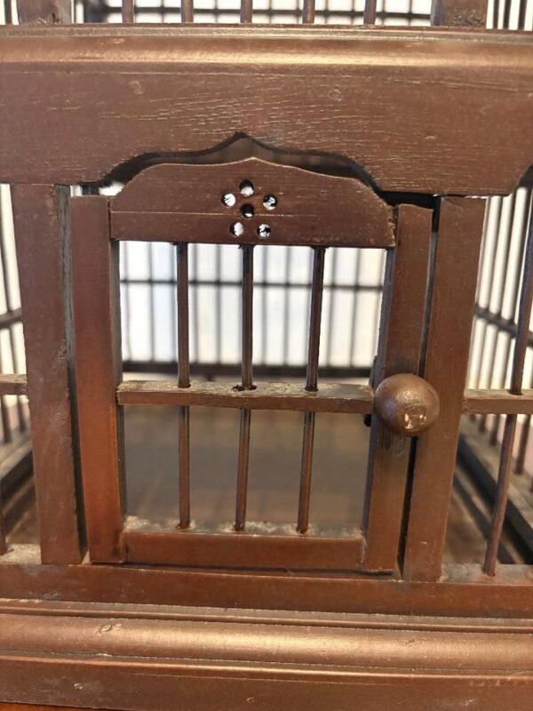 Beautiful Vintage Canary Bird Cage. Brown Varnish Finish. - Image 4