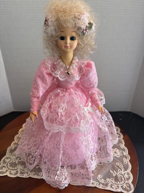 Brinn's 1988 Rotating Musical Calendar "May" Porcelain Doll Rose Garden 13" Vintage