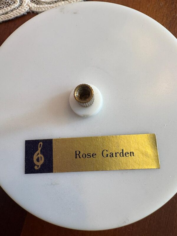 Brinn's 1988 Rotating Musical Calendar "May" Porcelain Doll Rose Garden 13" Vintage - Image 6