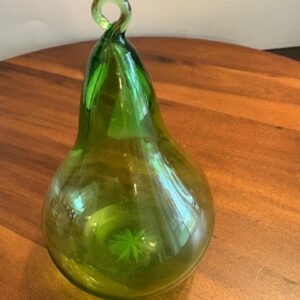 Rare William Yeoward Etched Green Crystal Glass Pear Christmas Ornament
