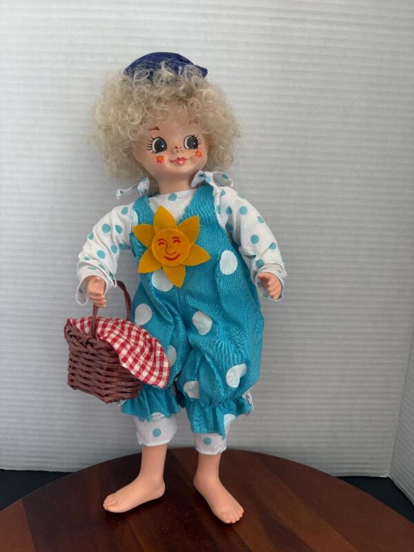Brinn's 1986 Clown Blue Polka Dots Collectible Doll