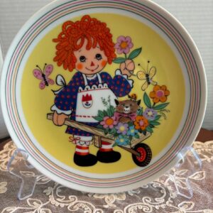 “Raggedy Ann With Flowers” - 1980 Collector Plate (7.5") Schmid *Made in Japan*