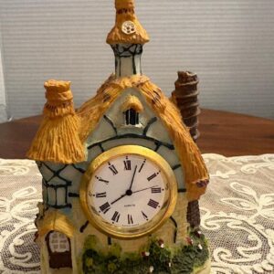 country-time-piece-collection-clock-figurine-figure-housekeepers-house