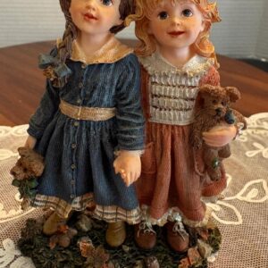 Yesterdays' Child Gretchen and Kate w/ Wink and Dink True Friends Variation #3580