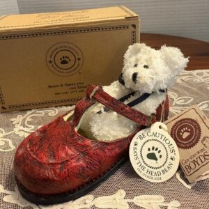 Boyds Bears, Foot Friends, Prissy Big Girl Shoes, #64100 IN BOX WITH TAGS